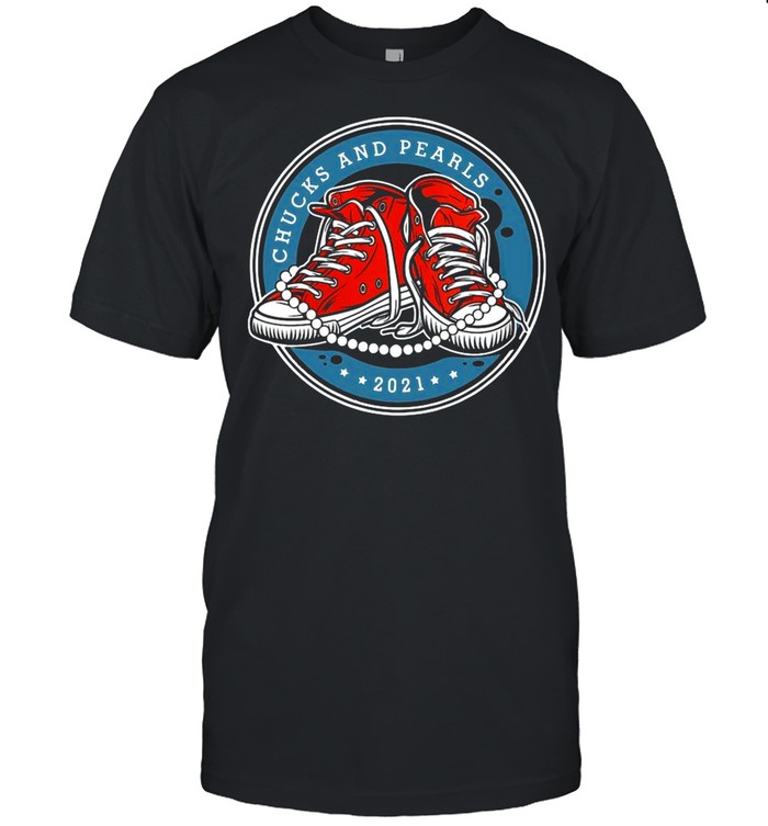 Sneakers Kamala Harris Chucks And Pearls 2021 shirt Classic Men's T-shirt