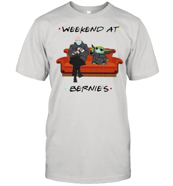 Weekend At Bernies Old Man And Baby Yoda Wear Mask  Classic Men's T-shirt