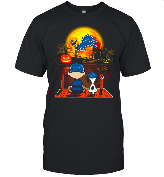 Snoopy and Charlie Brown Pumpkin Detroit Lions Halloween Moon shirt Classic Men's T-shirt