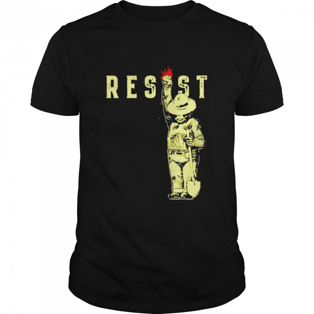 Smokey Resist shirt Classic Men's T-shirt