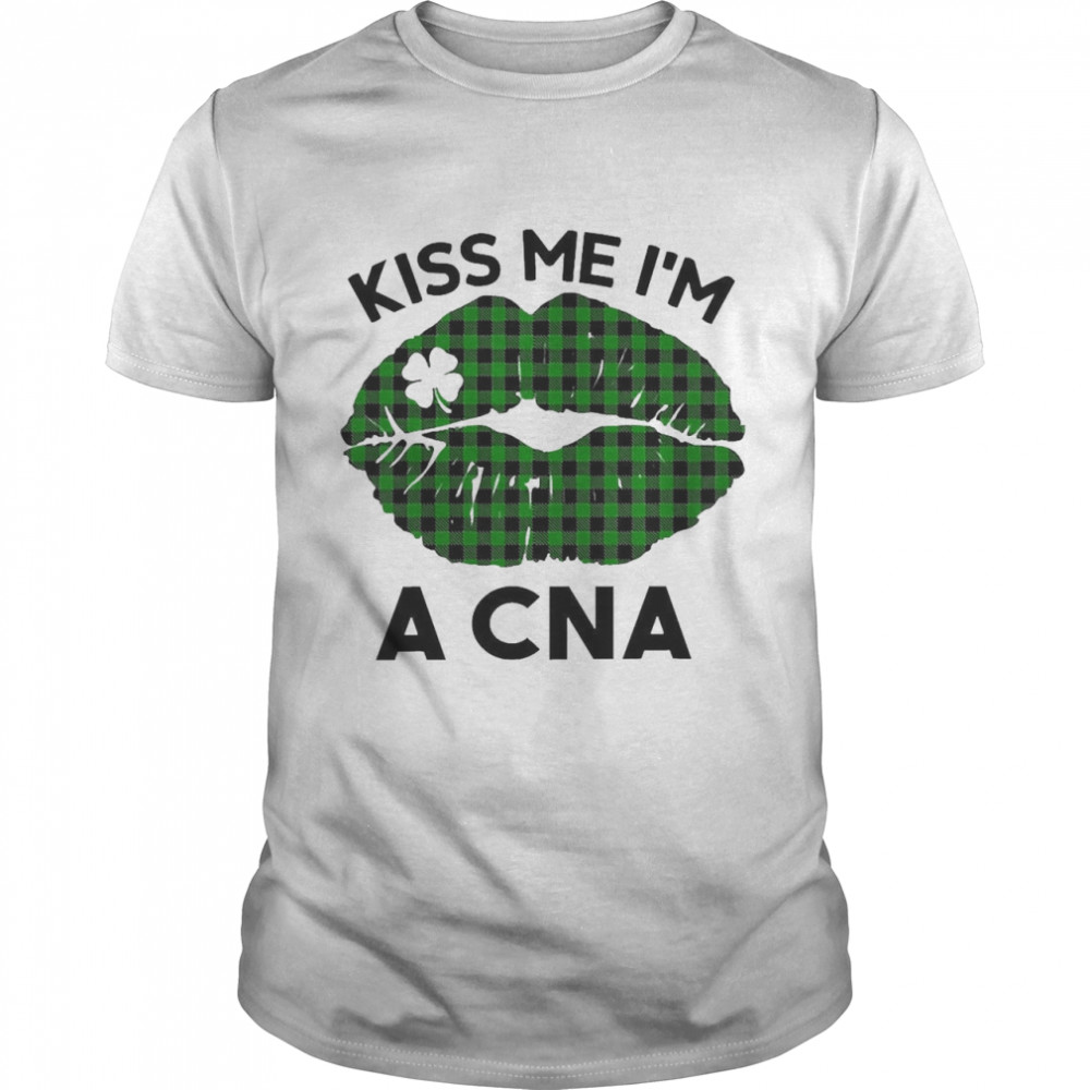 Lip Kiss Me I’m A CNA St. Patrick’s Day  Classic Men's T-shirt